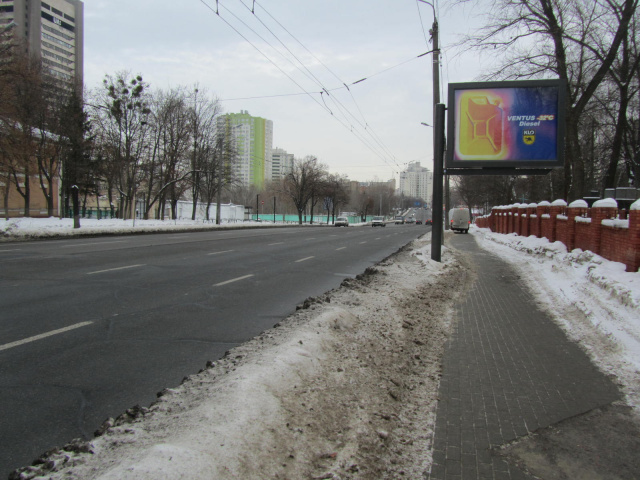Скролл 3.14x2.33,  Мельникова 44 к м. Лукьяновка